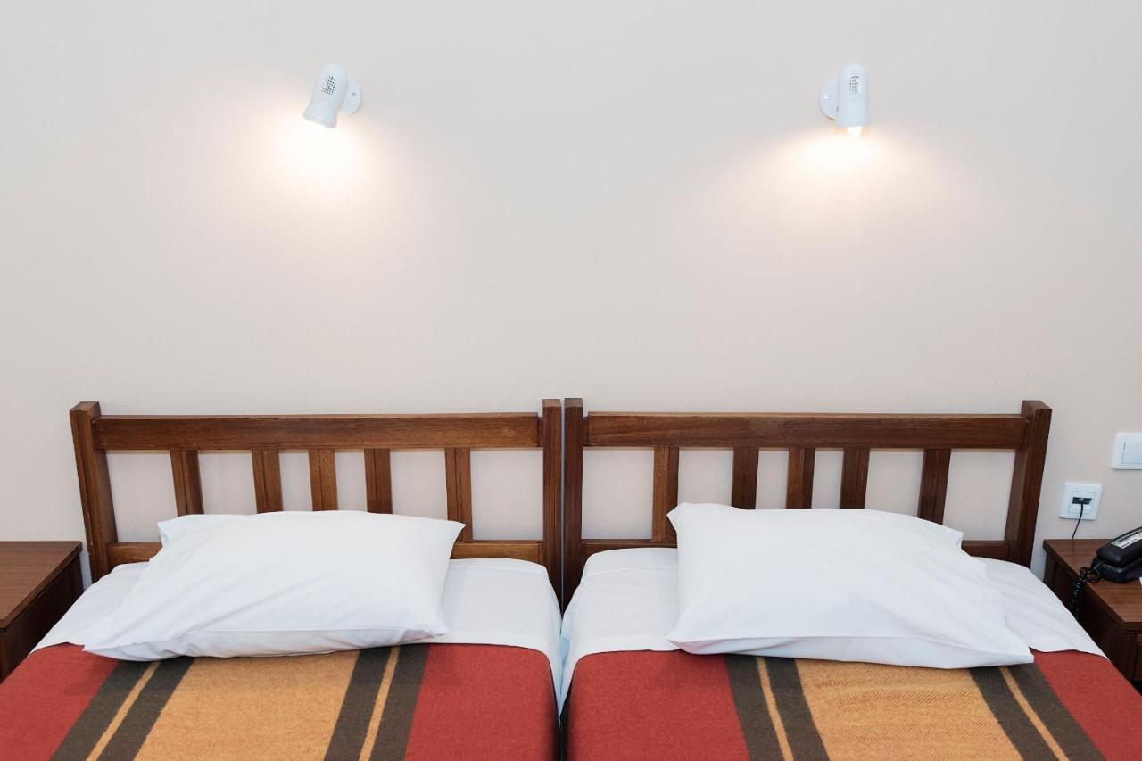 Hotel Alexandros Volos Buitenkant foto